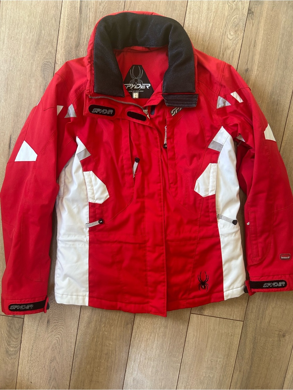 Spyder Women’s Red and White Ski Jacket